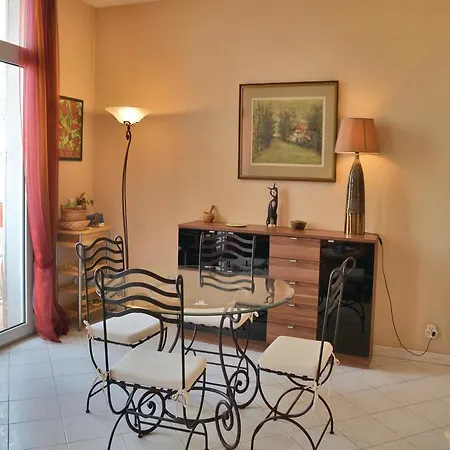 One-bedroom In