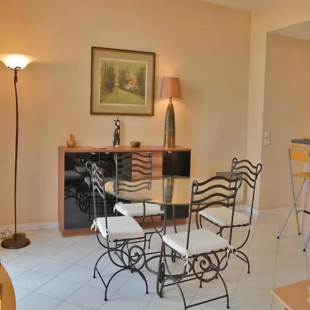 One-bedroom In *